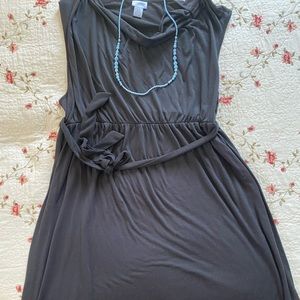 Motherhood maternity black dress 👗